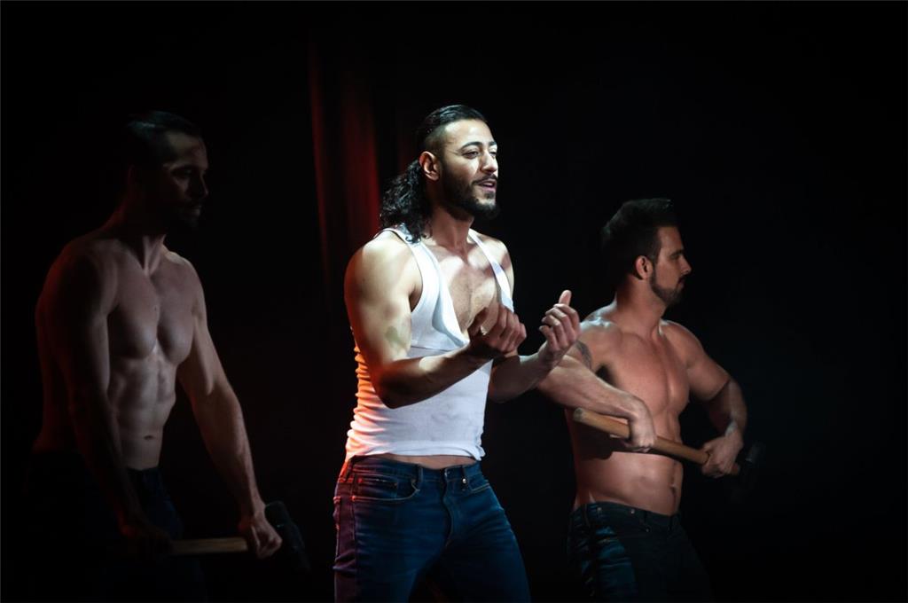 Heiße Show in der Stadthalle Bremerhaven mit den Chippendales.  Foto: Masorat