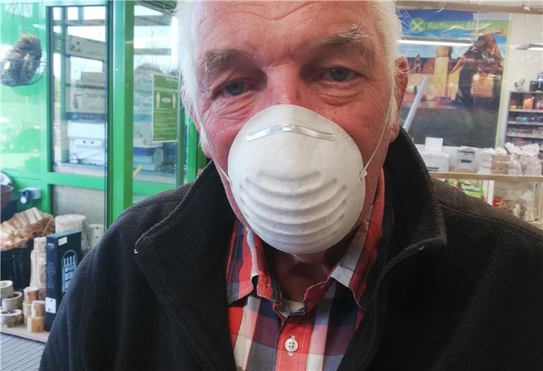 Helmut Haag aus Kührstedt schützt sich. Das hat er auch getan, als es die Maskenpflicht noch nicht gab.