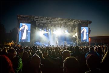 „Heroes of the 90s“ mit Fun Factory. Foto: Schimanke