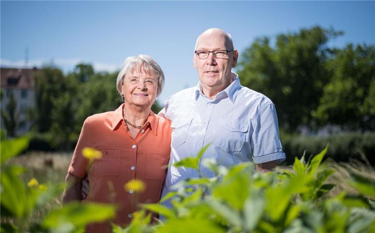Herta und Uwe Riecherd feiern heute Diamantene Hochzeit .