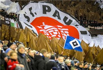 Heute Abend dürfte es heiß zugehen am Millerntor: Der FC St. Pauli empfängt den Erzrivalen Hamburger SV zum Stadtduell.
