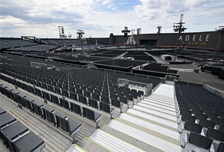 Heute Abend rappelvoll: Die Adele Arena