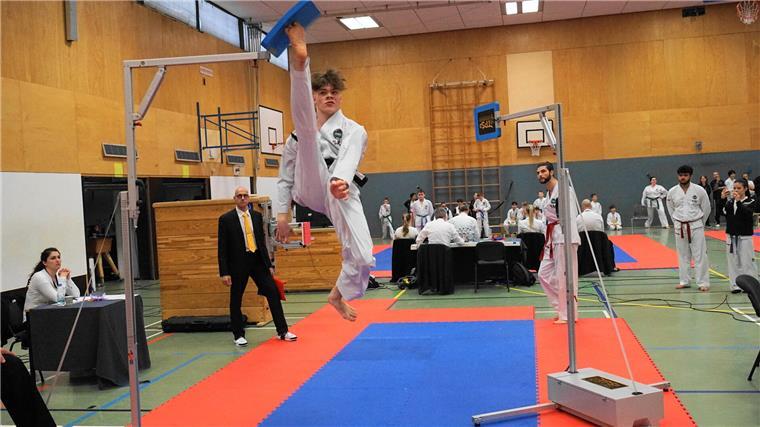 Danilo Smailov für Weltmeisterschaft im Taekwon-Do in Finnland nominiert Danilo Smailov Dojang Nordenham