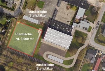 Hinter der Sporthalle Süd soll auf rund 3000 Quadratmetern eine neue Kindertagesstätte gebaut werden.