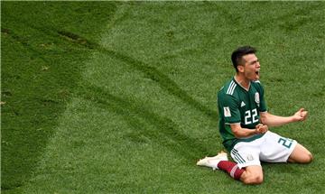 Hirving Lozano jubelt nach seinem WM-Tor zum 0:1 gegen Deutschland.