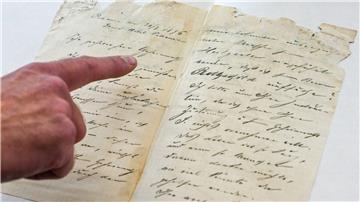 Historische Dokumente sollen restauriert werden