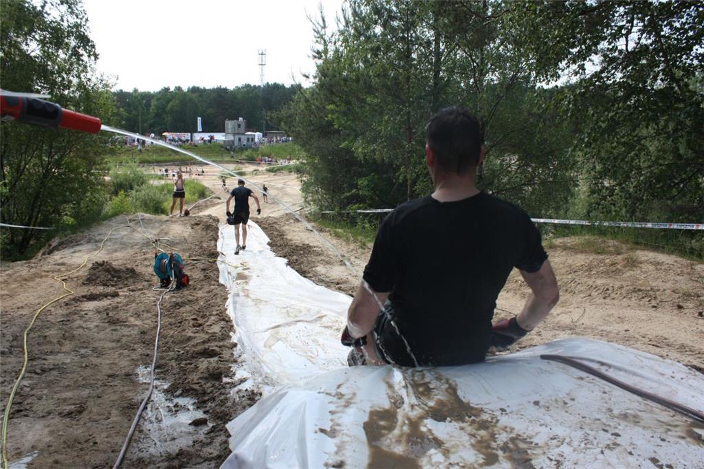 Hiuiii... die Rutsche ist ein eher angenehmes Hindernis. Foto Gehrke