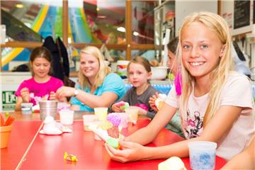 Höhere Kurtaxe für Kinder ab drei Jahren: Während der Hauptsaison soll der Beitrag pro Übernachtung von 80 Cent auf 1,50 Euro steigen, in der Nebensaison von 35 auf 60 Cent.