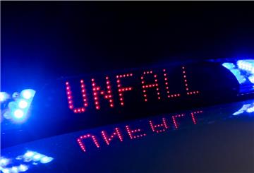 Hoher Sachschaden entstand bei einem Unfall auf der A27.