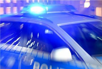 Hoher Sachschaden ist bei einem Unfall auf der B 211 entstanden.