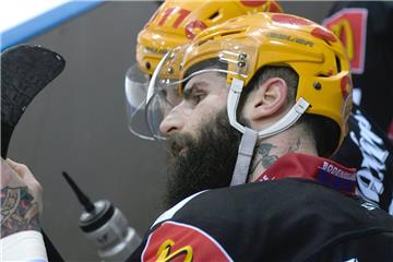 Hoher Stock: Cody Lampl hat einen Cut über dem Auge