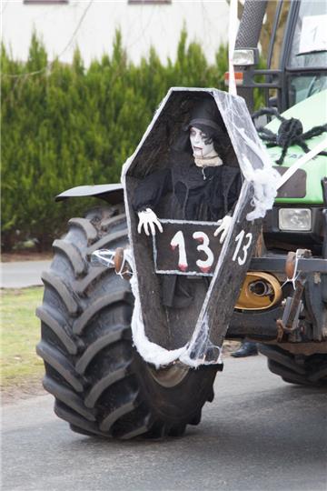 Horror an Wagen 13. Karneval in Wehdel 2018. Foto: Kai-Martin Ulrich
