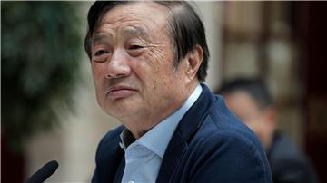 Huawei liegt laut Gründer Ren Zhengfei bei Chips noch eine Generation hinter den USA zurück. (Archivbild). 