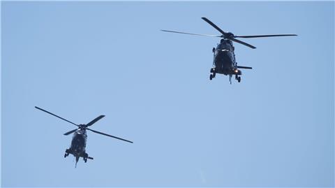 Hubschrauber-Piloten der Polizei werden in der kommenden Woche durch Deutschland fliegen. (Illustration)
