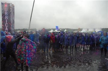 Hurricane-Besucher sind hart im Nehmen: Doch, was, wenn das Unwetter doch einmal den härtesten Festival-Gänger in die Knie zwingt?