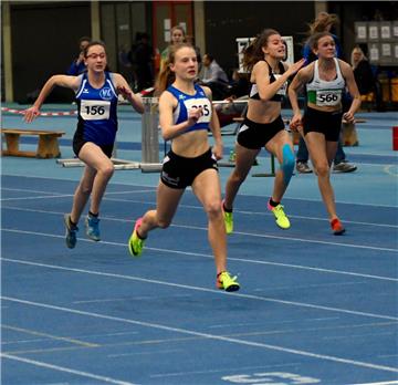 Im 60-Meter-Lauf gewann die 14-jährige Nordenhamerin Jule Wachtendorf (vorn) alle drei Rennen. Den Siegen im Vor- und Zwischenlauf folgte der Triumph im Finale. Der Vorsprung auf die Zweite im Endlauf war beträchtlich.