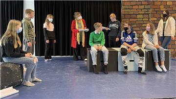 Im Bereich Theater ist die Zinzendorfschule überdurchschnittlich stark engagiert. Solche Alleinstellungsmerkmale sollen zur Schärfung des Profils herausgearbeitet werden.
