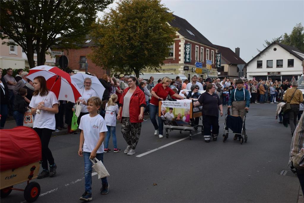 Im Bett den Umzug genießen. Foto: Edel