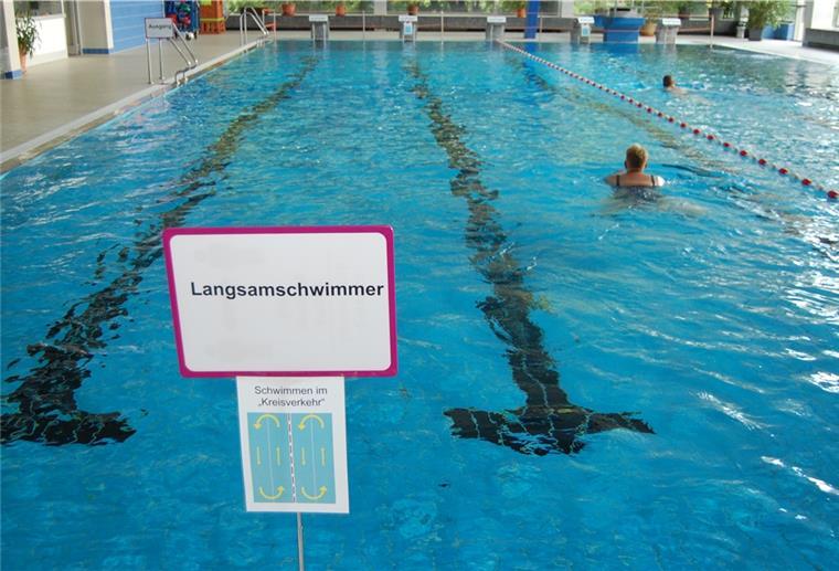 Stadtbad zeitweise
geschlossen Im Braker Stadtbad kann am Sonnabend und Sonntag, 21. und 22. August, nicht geschwommen werden.
