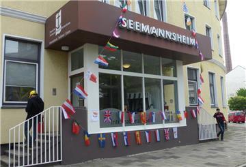 Im Bremerhavener Seemannshotel können Kleiderspenden abgegeben werden.