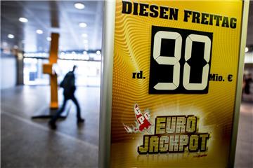 Im elften Anlauf ist der Eurojackpot endlich geknackt worden: Eine Tippgemeinschaft aus Finnland streicht 90 Millionen Euro ein - voraussichtlich.
