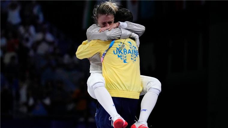 Ein Jahr nach Eklat: Fechterin holt erste Ukraine-Medaille Im Gefecht um Bronze gewann Olga Charlan nach großem Rückstand noch.