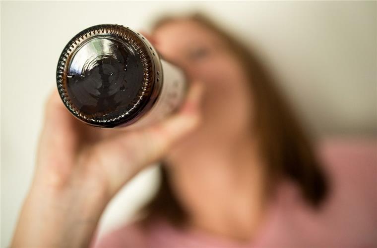 Im Jahr 2016 sind wieder mehr Kinder und Jugendliche mit Alkoholvergiftungen in die Krankenhäuser gekommen.