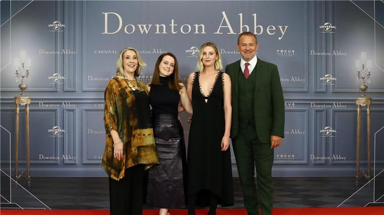 „Downton Abbey“ - Träume, Schicksale und eine große Dame Im Kinofilm „Downton Abbey“ sind viele bekannte Figuren der Serie dabei, darunter natürlich Hugh Bonneville als nobler Lord Grantham. (Archivbild)