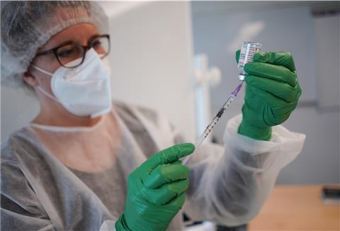 Im Land Bremen sollen Jugendliche bald geimpft werden.