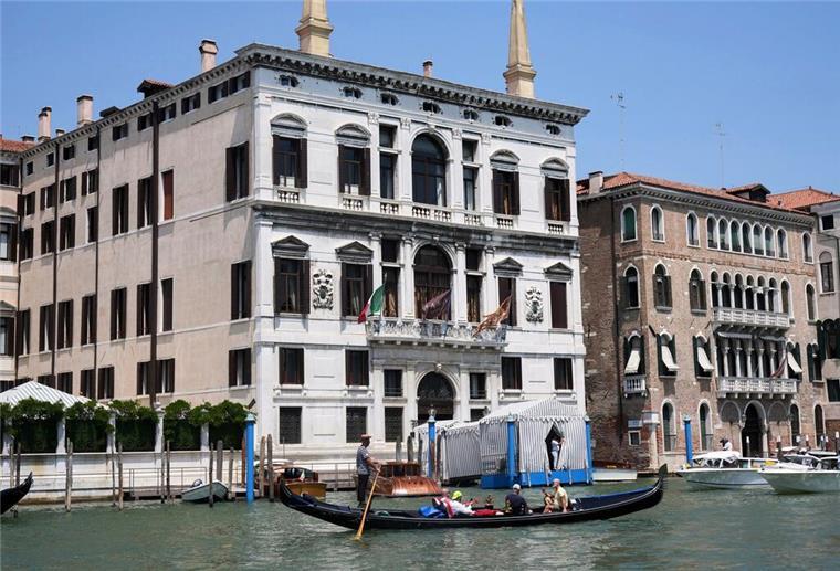 Venedig vor Bezos-Jawort im Ausnahmezustand Im Luxushotel „Aman“ übernachten Jeff Bezos und Lauren Sánchez.