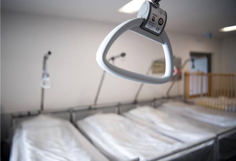 Im Moment laufen Gespräche darüber, wie die Bettenkapazitäten in den Krankenhäusern in Bremerhaven erhöht werden kann.