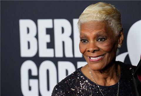 Im Rahmen ihrer Abschiedstour kommt die US-Sängerin Dionne Warwick im September nach Deutschland. (Archivbild)