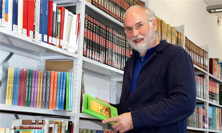 Im Rotenburger Heimatarchiv finden sich zahlreiche Materialien über die Geschichte dieser Region. Wolfgang Dörfler ist Vorsitzender des Vereins der Freunde des Archivs für Heimatforschung.