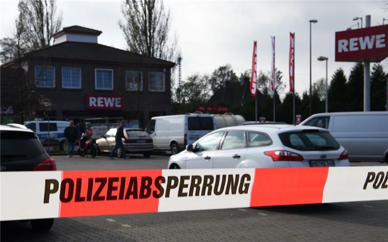 Im Stadtteil Bremen-Gröpelingen kam es am Donnerstag zu einer Schießerei. Dabei starb ein 25-Jähriger. 