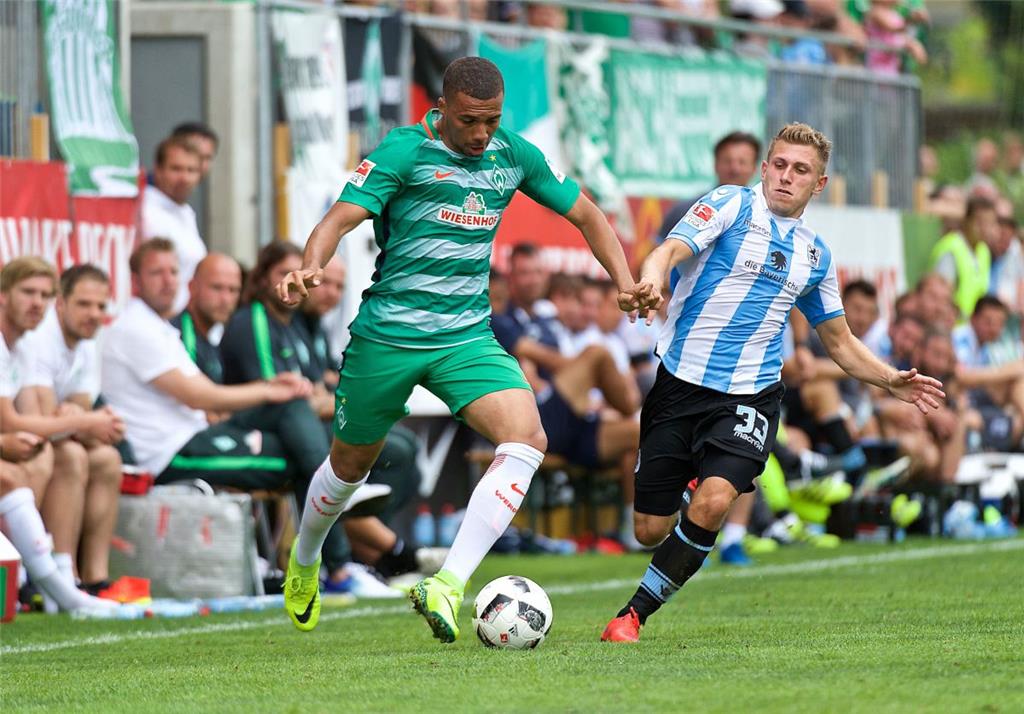 Im Testspiel gegen die Münchener Löwen ließen die Werder-Akteure noch Vieles ver...
