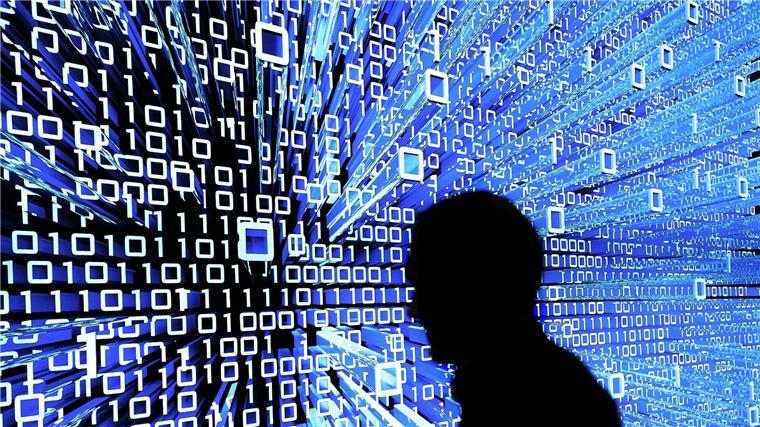 Im Vergleich zu den Modellen, die Google und OpenAI verwenden, soll die benötigte Rechenleistung in dem Modell deutlich geringer sein.
