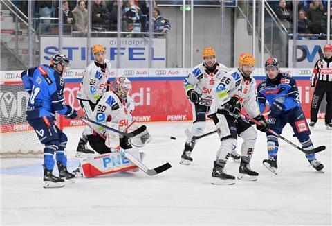 Im Viertelfinale treffen die Fischtown Pinguins in Bremerhaven auf den ERC Ingolstadt.