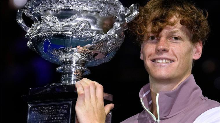 Im Vorjahr noch der strahlende Held, nun im Zentrum einer Doping-Debatte: Jannik Sinner