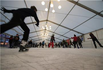 Im zweiten Jahr hintereinander wird es keine Eisbahn auf dem Nordenhamer Marktplatz geben. Veranstalter Peter Böseler hat abgesagt. 