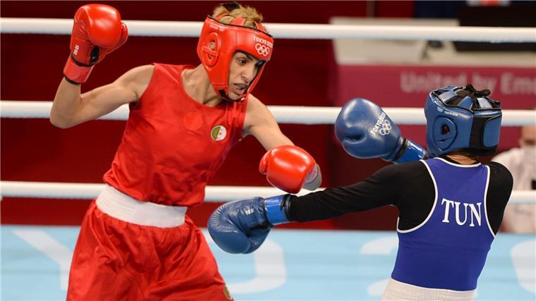 Imane Khelif (l) bei den Olympischen Spielen von London