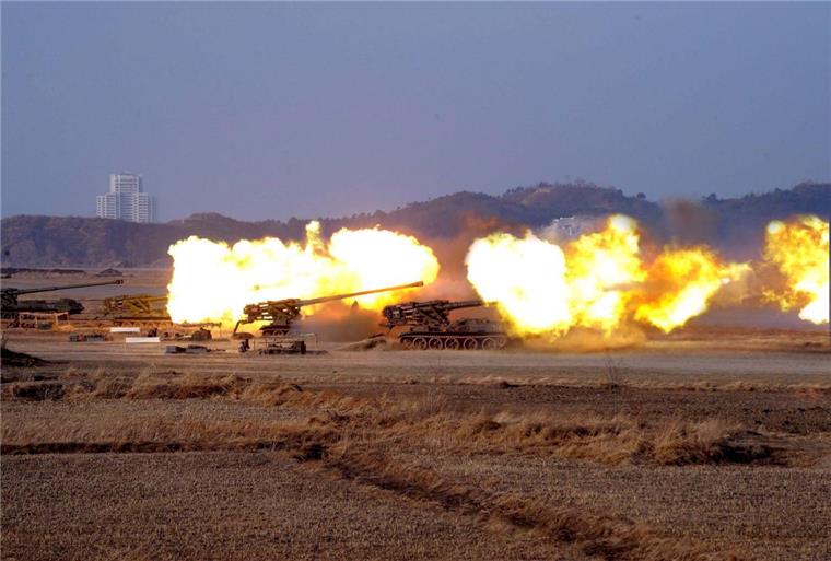 Nordkorea droht Südkorea ultimativ mit Militärschlägen Immer wieder droht Nordkorea mit seiner Artillerie.