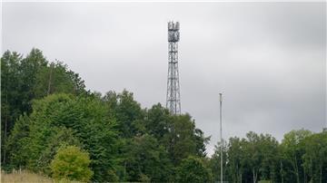 Im Oktober 2023 gab es nach Angaben der Bundesnetzagentur auf 2,5 Prozent der Fläche Deutschlands 4G-Funklöcher.