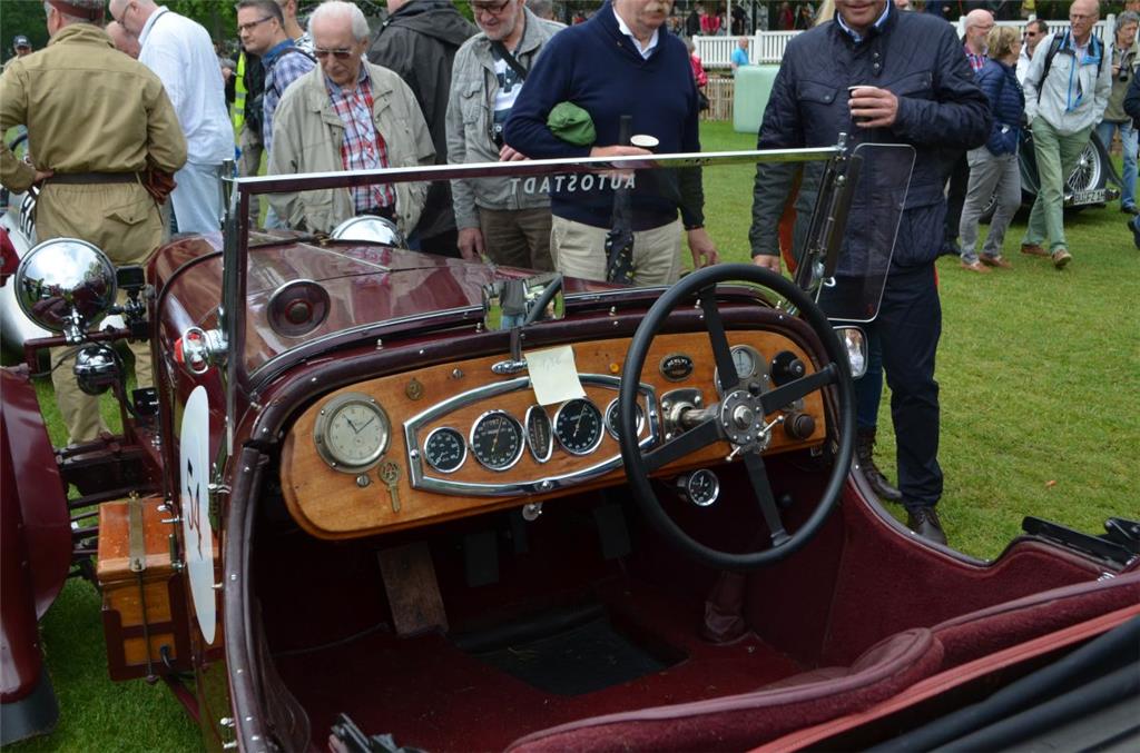 Impressionen aus Rastede: Die Vintage Race Days mit 60 Vorkriegsrennwagen.