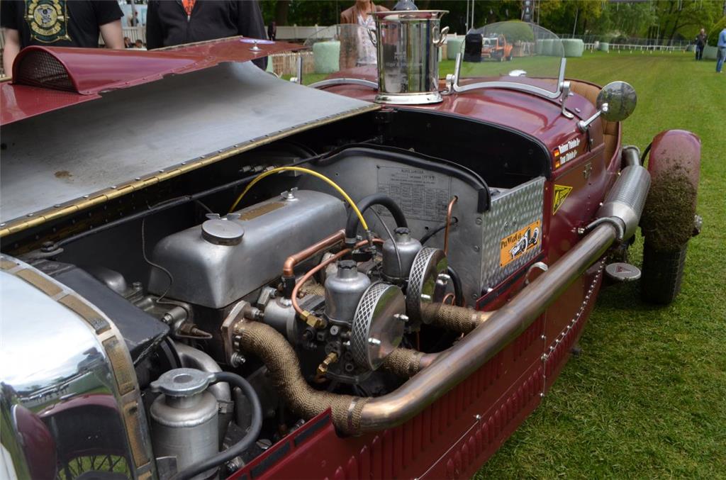 Impressionen aus Rastede: Die Vintage Race Days mit 60 Vorkriegsrennwagen.