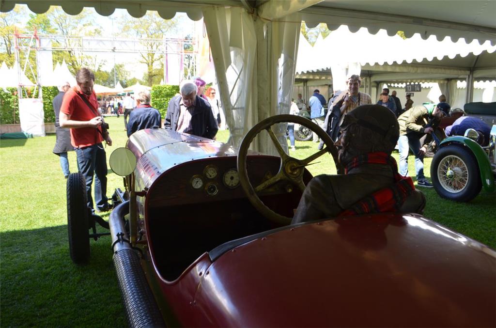 Impressionen aus Rastede: Die Vintage Race Days mit 60 Vorkriegsrennwagen.