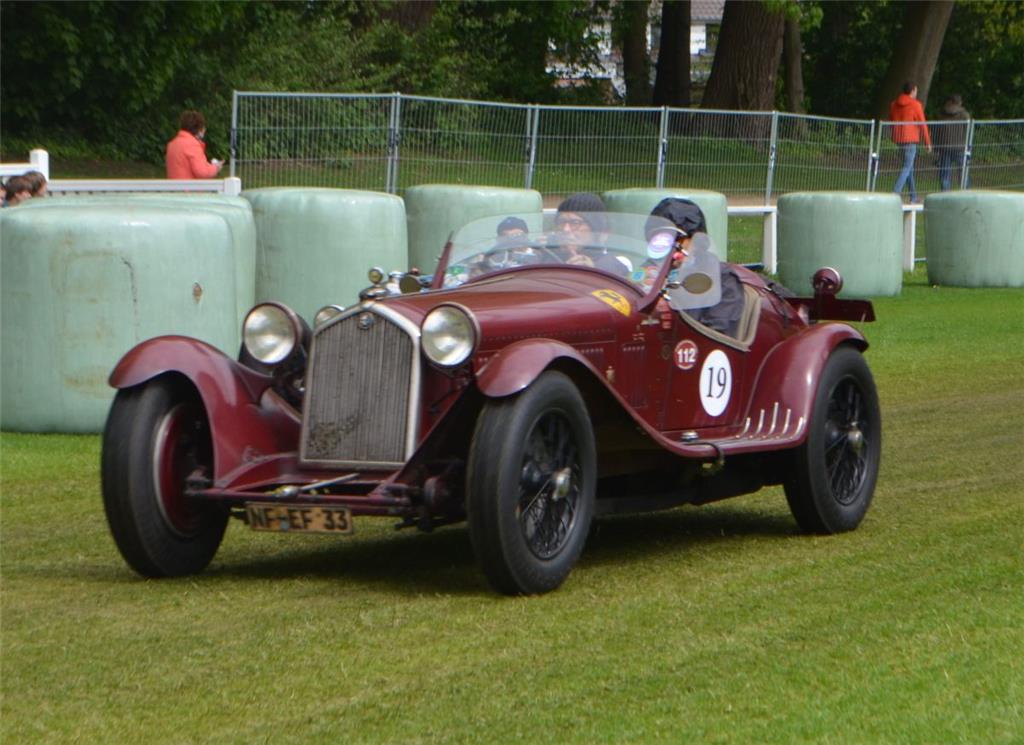 Impressionen aus Rastede: Die Vintage Race Days mit 60 Vorkriegsrennwagen.