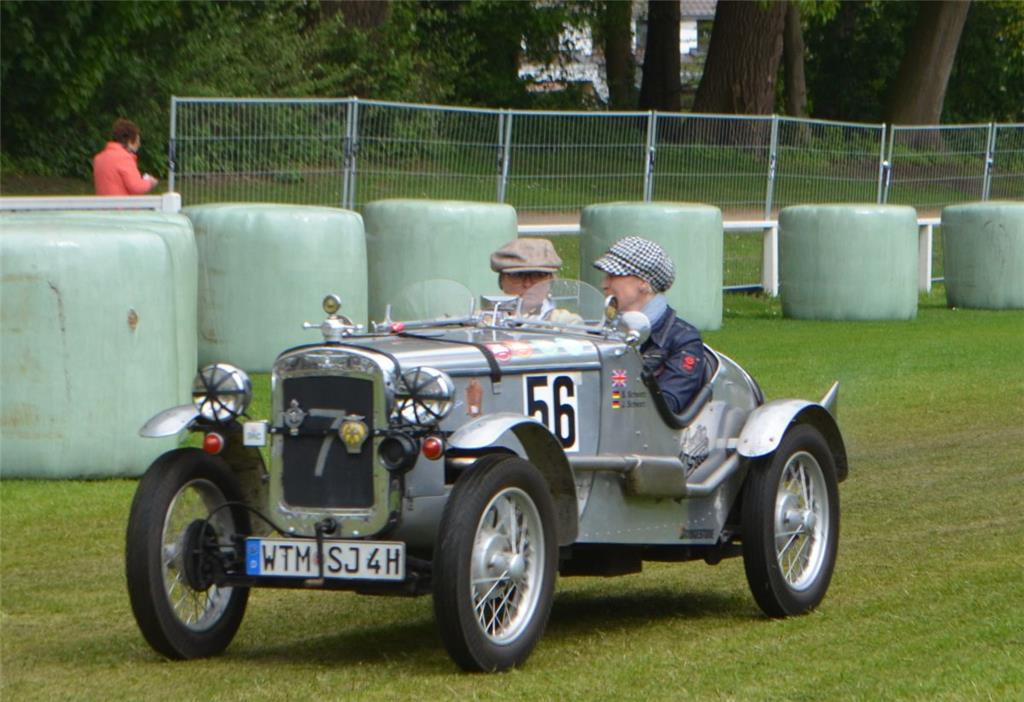 Impressionen aus Rastede: Die Vintage Race Days mit 60 Vorkriegsrennwagen.