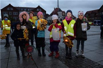 Impressionen vom Laternenlauf in Nordenham. - Foto: Nobel