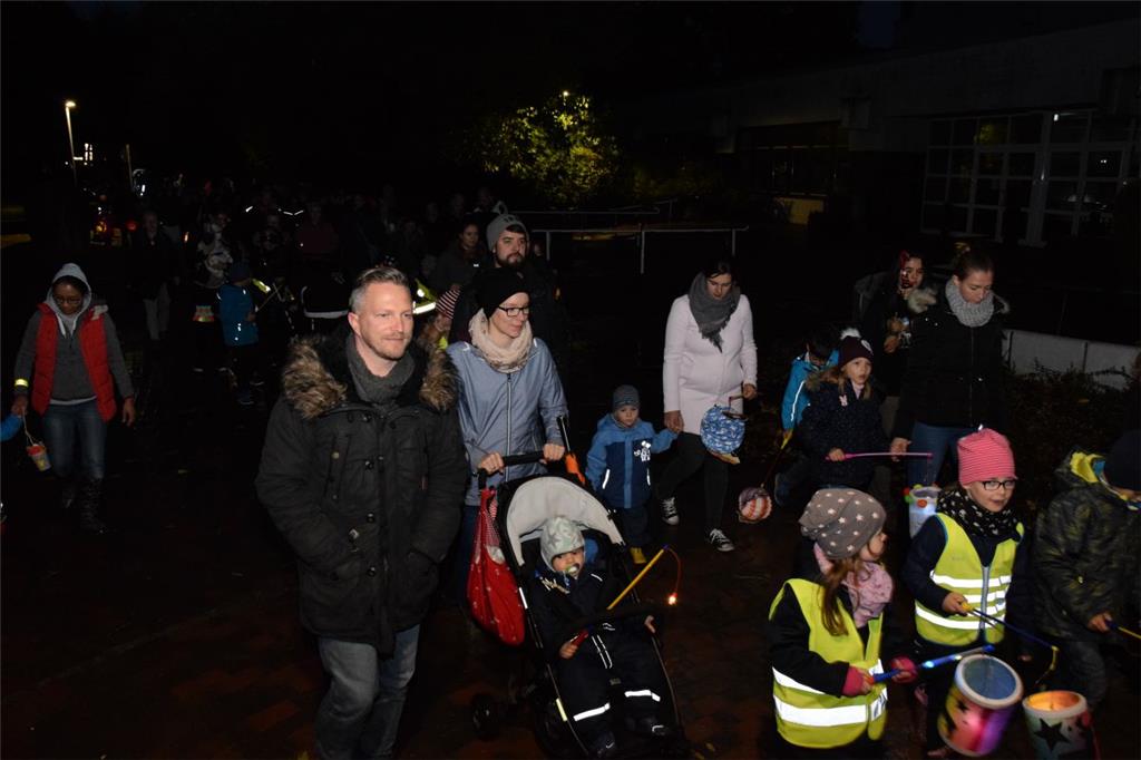 Impressionen vom Laternenlauf in Nordenham. - Foto: Nobel
