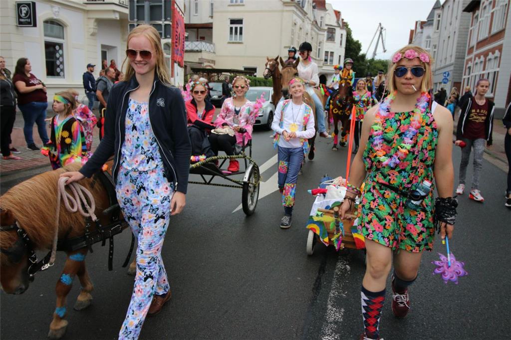 Impressionen vom Nordenhamer Stadtfestumzug 2017.